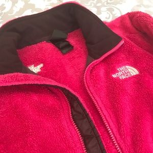 Northface fleece Osito jacket bright pink